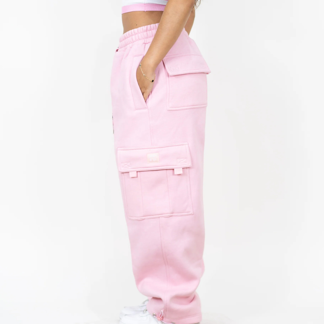FB County Heavyweight Baggy Cargo Sweatpants (Baby-Pink)